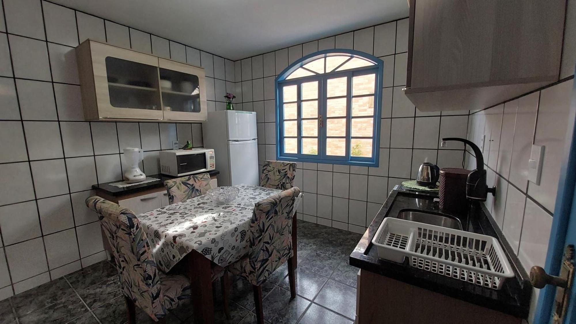 Casa 300M Da Praia Com Lindo Jardim! ฟลอเรียนอโปลิส ภายนอก รูปภาพ